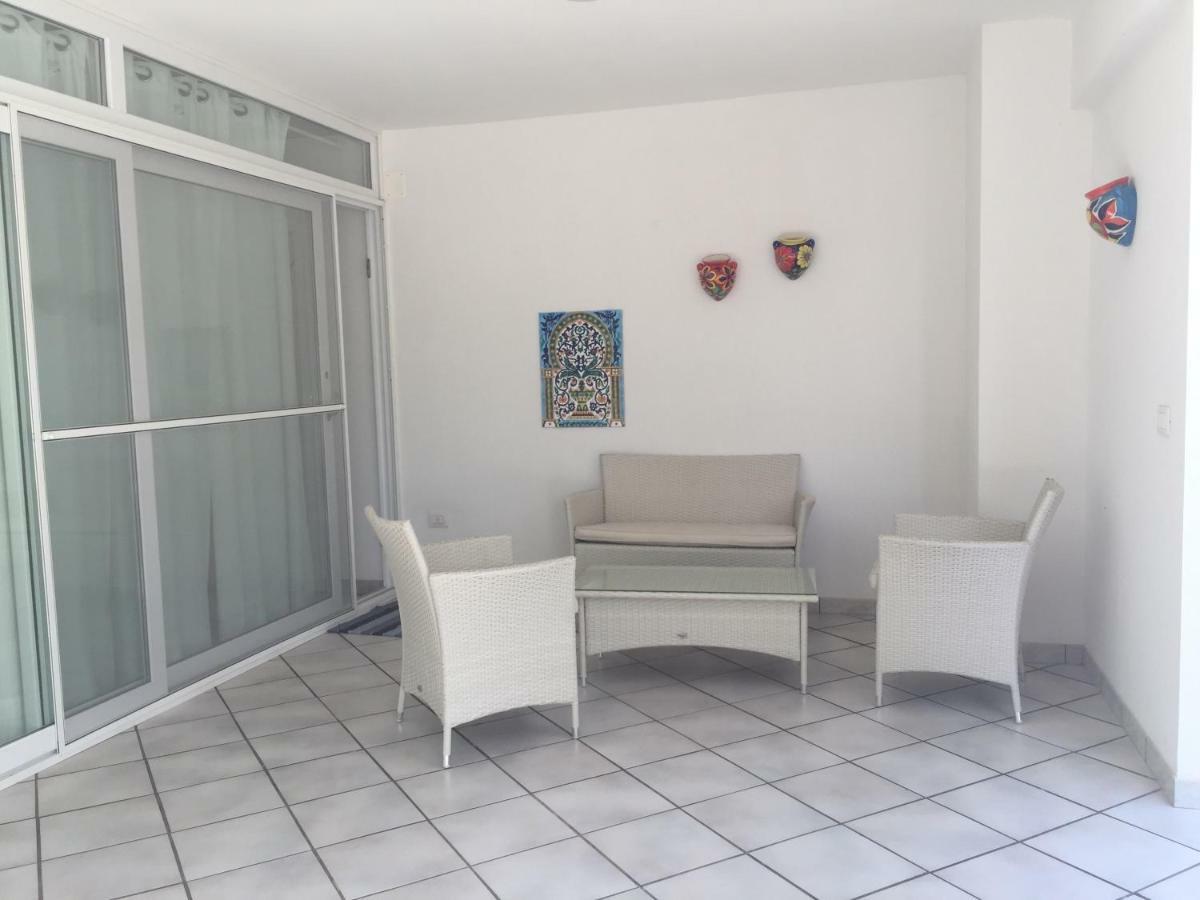Arcobaleno Hotel Porto Cesareo Exterior photo