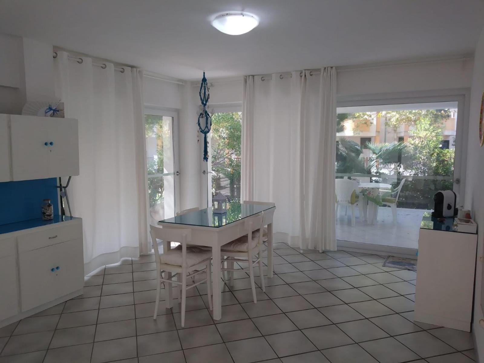 Arcobaleno Hotel Porto Cesareo Exterior photo