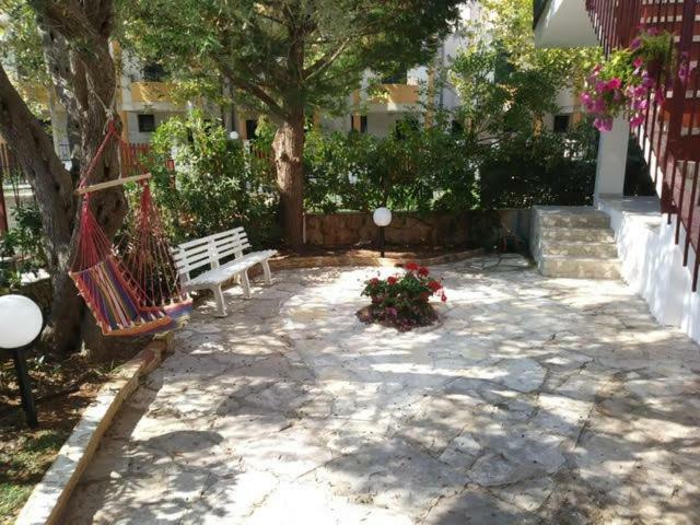Arcobaleno Hotel Porto Cesareo Exterior photo